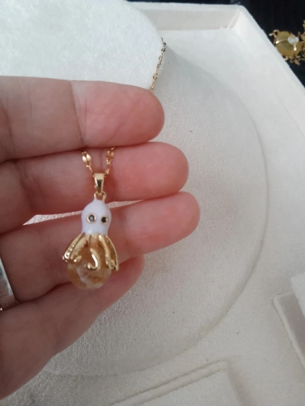 Faceted Citrine Stone Octopus Tentacle Necklace – photo 3